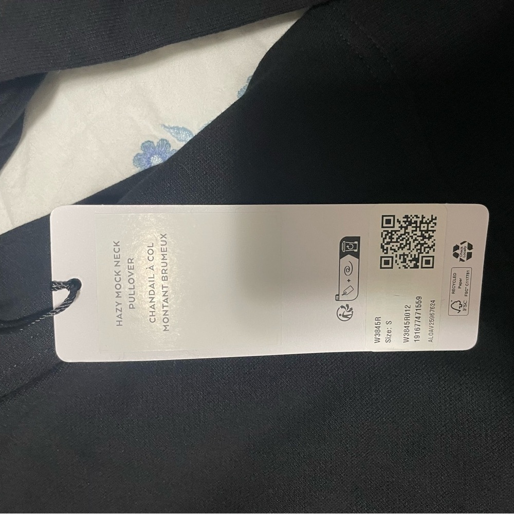 ALO Yoga Hazy Mockneck Pullover - Picture 3 of 6